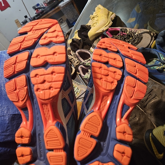 Asics Womens gel cumulus size 7.5 plus gift included - Picture 2 of 7